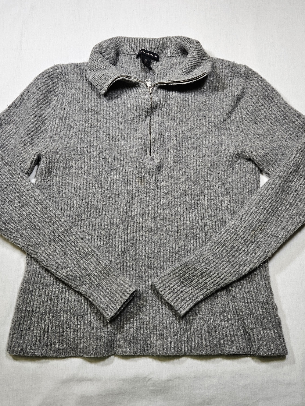 Banana Republic Women's Wool Camel Hair Ribbed Quarter Zip Sweater Gray Medium